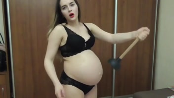 Lustful Pregnant Beauty Craves Deep Action