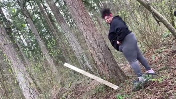 Hot Pregnant BBW Gets Massive Creampie Outdoors