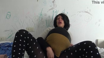 Pregnant British Wife's Wild Solo Play at 9 Months!