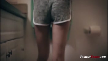 Desperate Pregnant Teen Begs Boyfriend for Help!