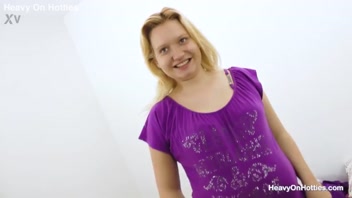 Horny Pregnant Blonde Craves Deep Filling